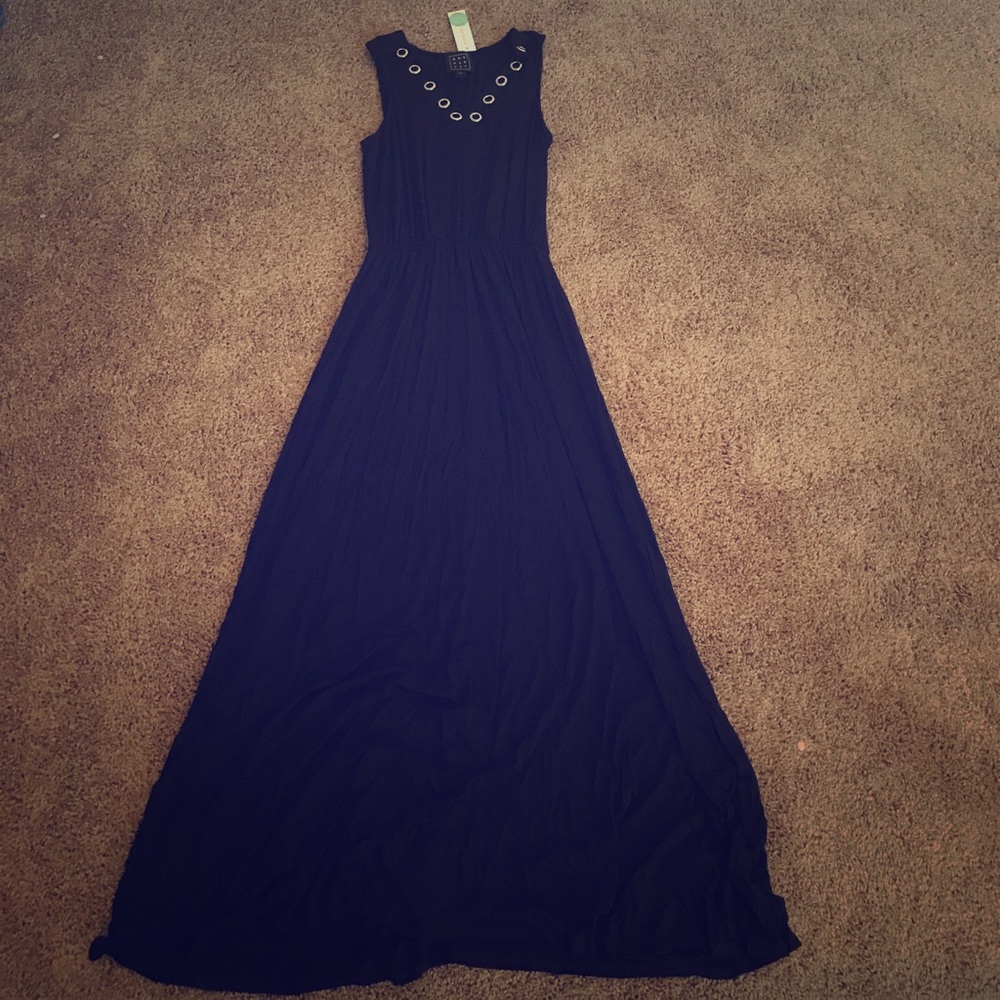 Black maxi dress