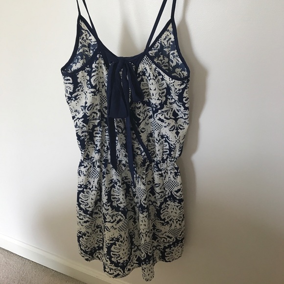 Romper - Picture 2 of 4