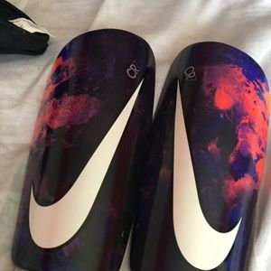 Fr 7 shin guards