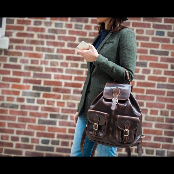 Calfskin vegetable tanned leather backpack main image 4