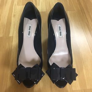 Miu Miu Bow Peeptoe Heels in Patent Navy