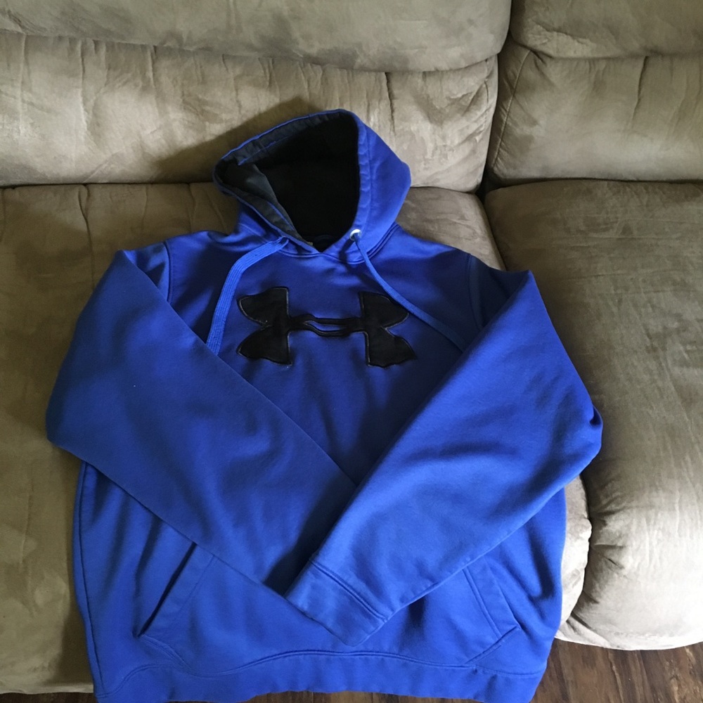 Under Armour Sweatshirt