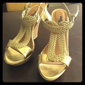 Gold wedges