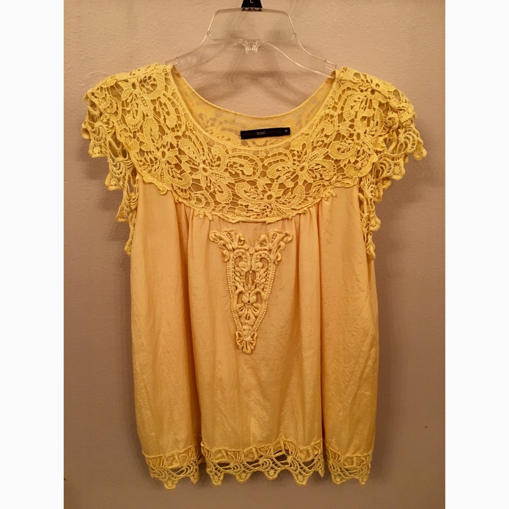 Axle Hazel Anthropologie Yellow Lace Top