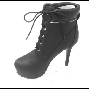 NEW WOMEN BOOTIES!!! (LOTS OF SIZES) (OTHER COLOR)