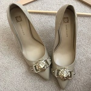 Anne Klein lion shoes