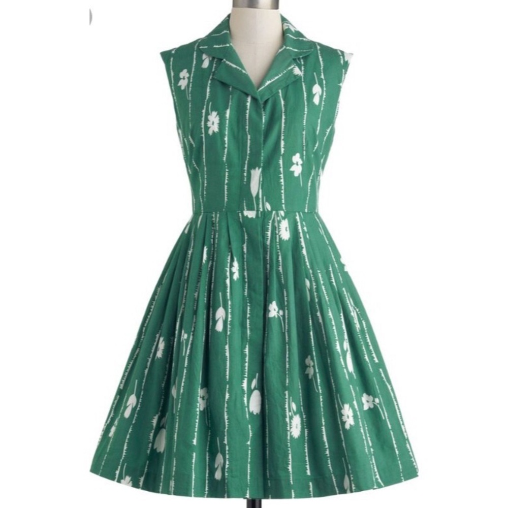 ModCloth EmilyandFin brand Vintage-inspired dress