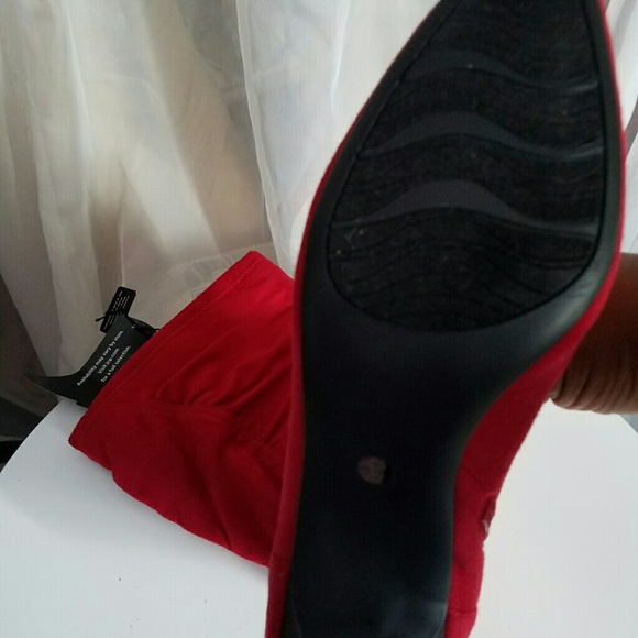 Boots - Picture 4 of 4