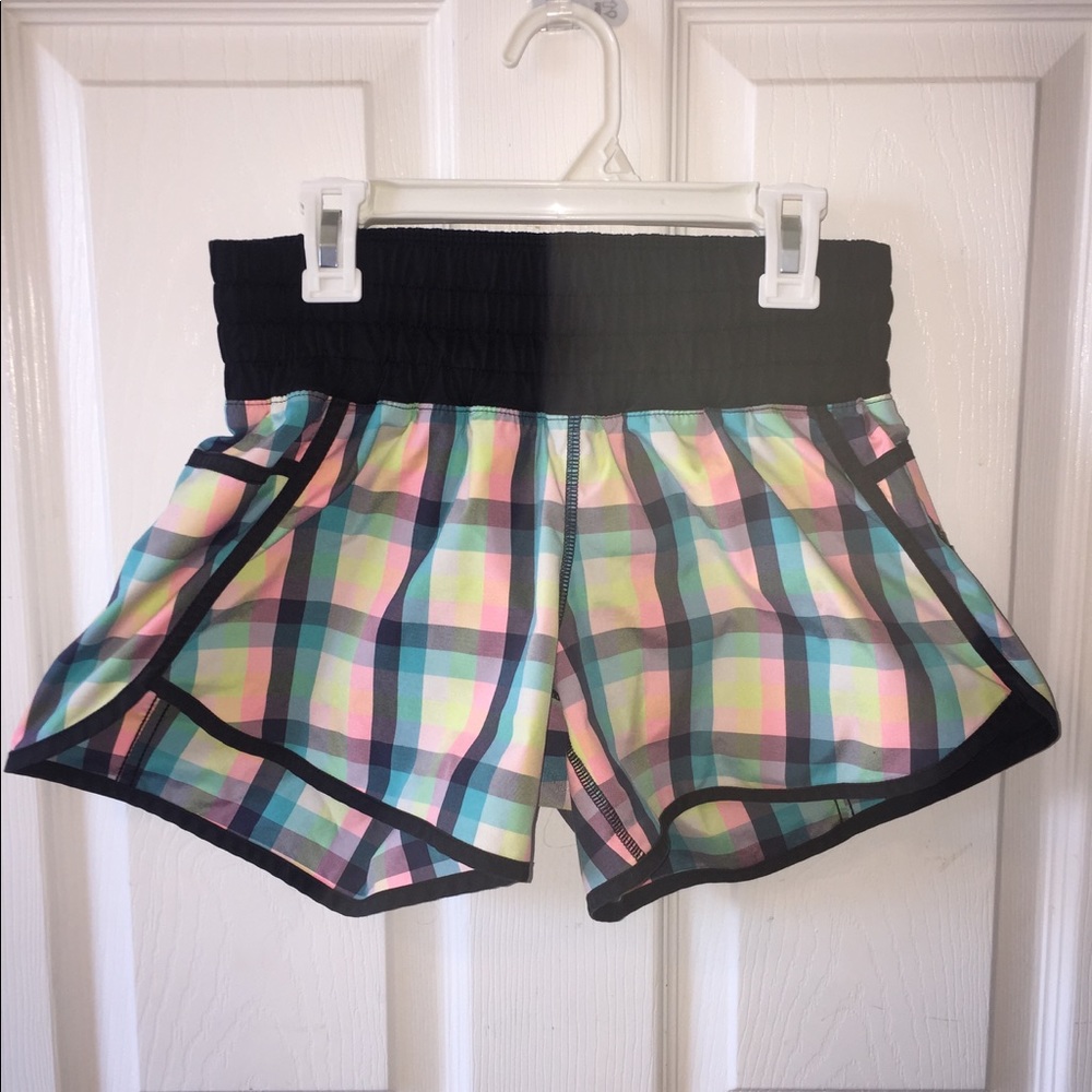 Size 6 Plaid Lululemon Shorts