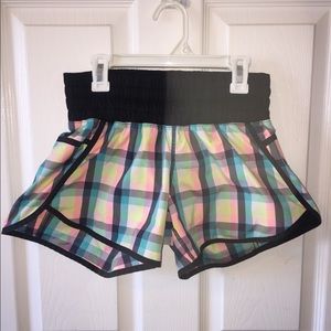 Size 6 Plaid Lululemon Shorts