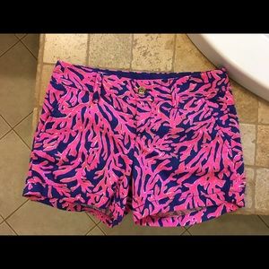 Lilly Pulitzer Callahan Short size 2