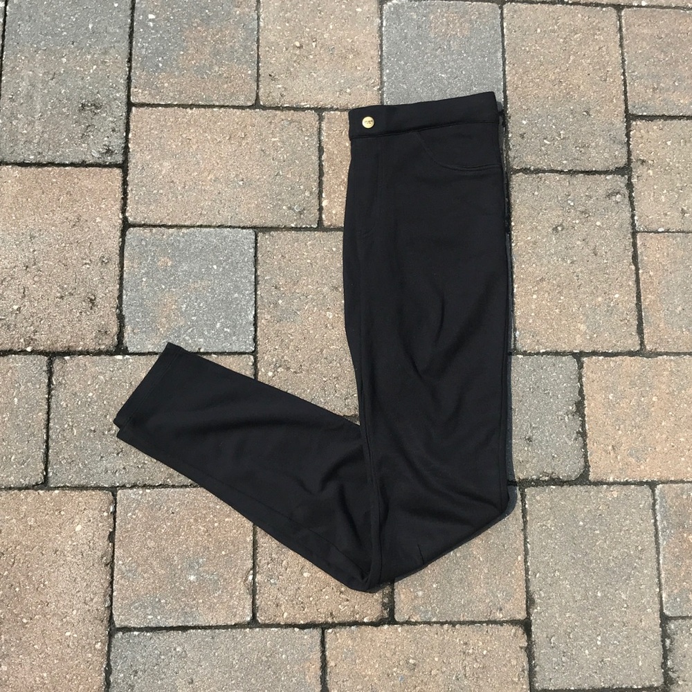 Hue Black Leggings