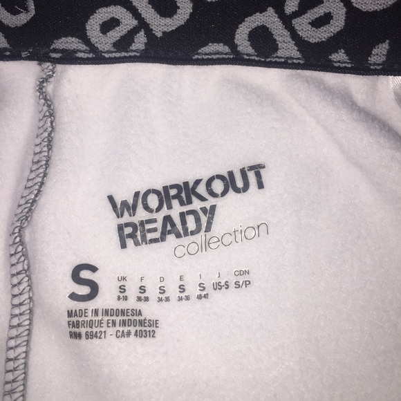 Reebok Workout Ready Gray Pants (Small) - Picture 3 of 3