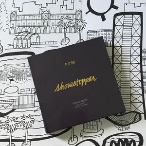 NIB Tarte Showstopper Clay Palette