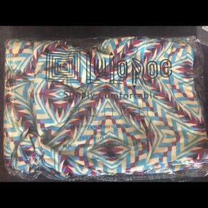 NWT LLR leggings!