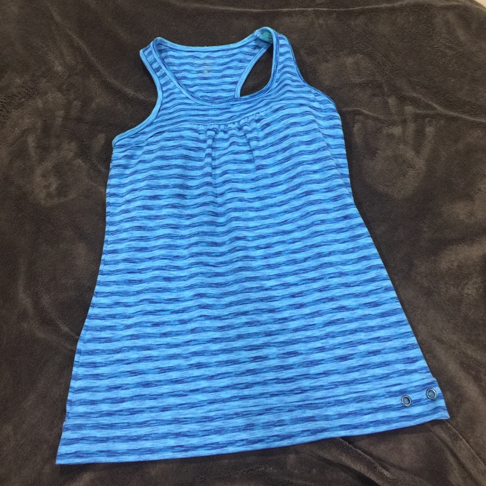 Amazing athelta shirt ! Size xs