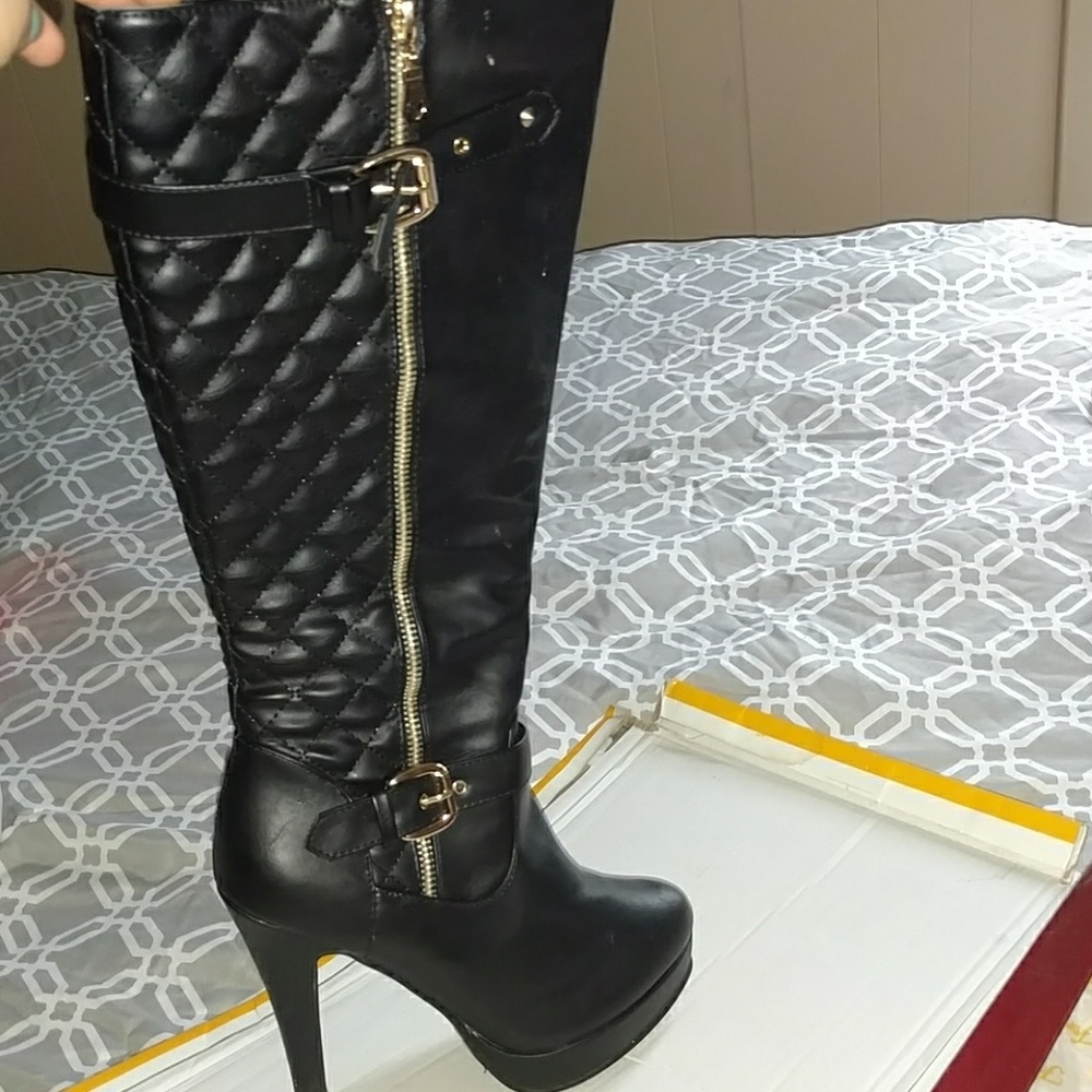 SOLD Platform black boots