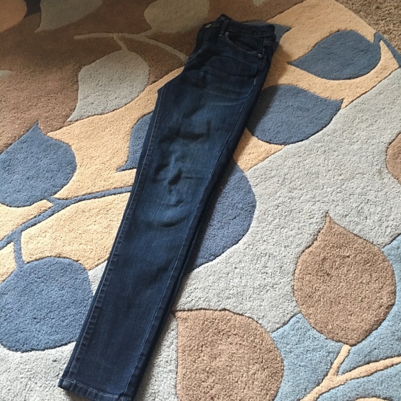 Mid-rise Skinny Jeans (Curvy Fit) Dark Wash - Picture 5 of 7