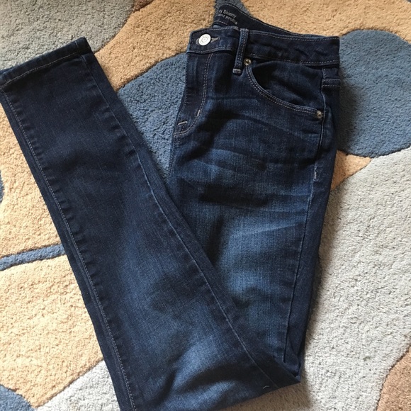 Mid-rise Skinny Jeans (Curvy Fit) Dark Wash - Picture 4 of 7