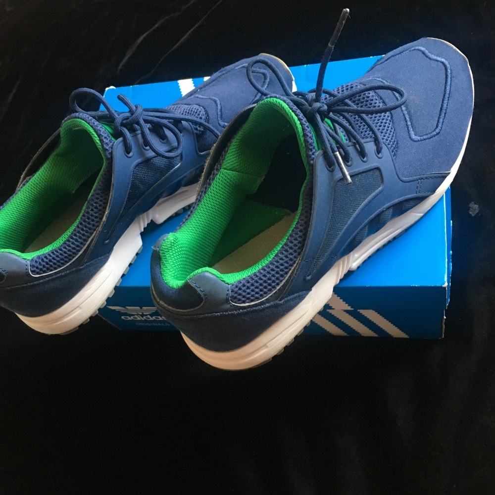 Blue Adidas Men Racer Lite Size 9 Sneakers NWOT