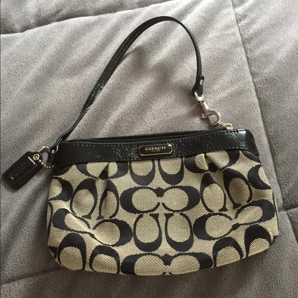 NWOT coach wristlet