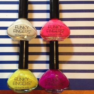 Funky fingers color changing nail polish