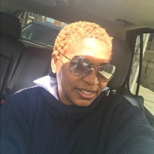 Meet your Posher, Jennelle