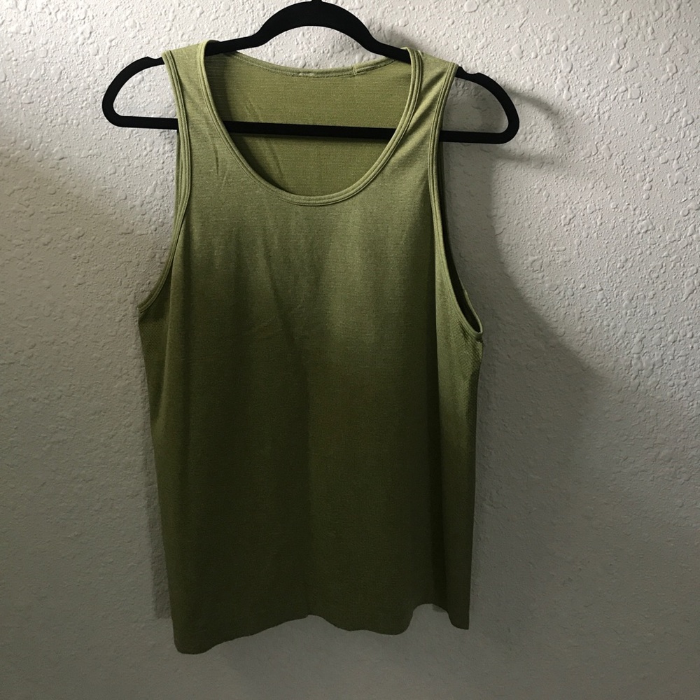 Men's Lulu workout tank