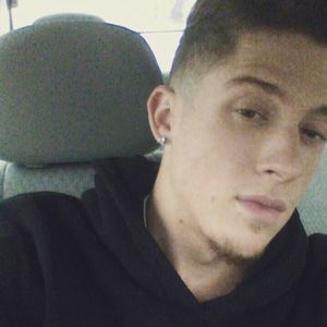 Meet your Posher, Evan
