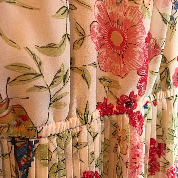 Floral V-Neck Spaghetti Strap Dress - Picture 2 of 3