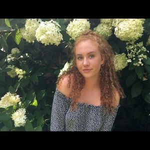 Meet your Posher, Hannah