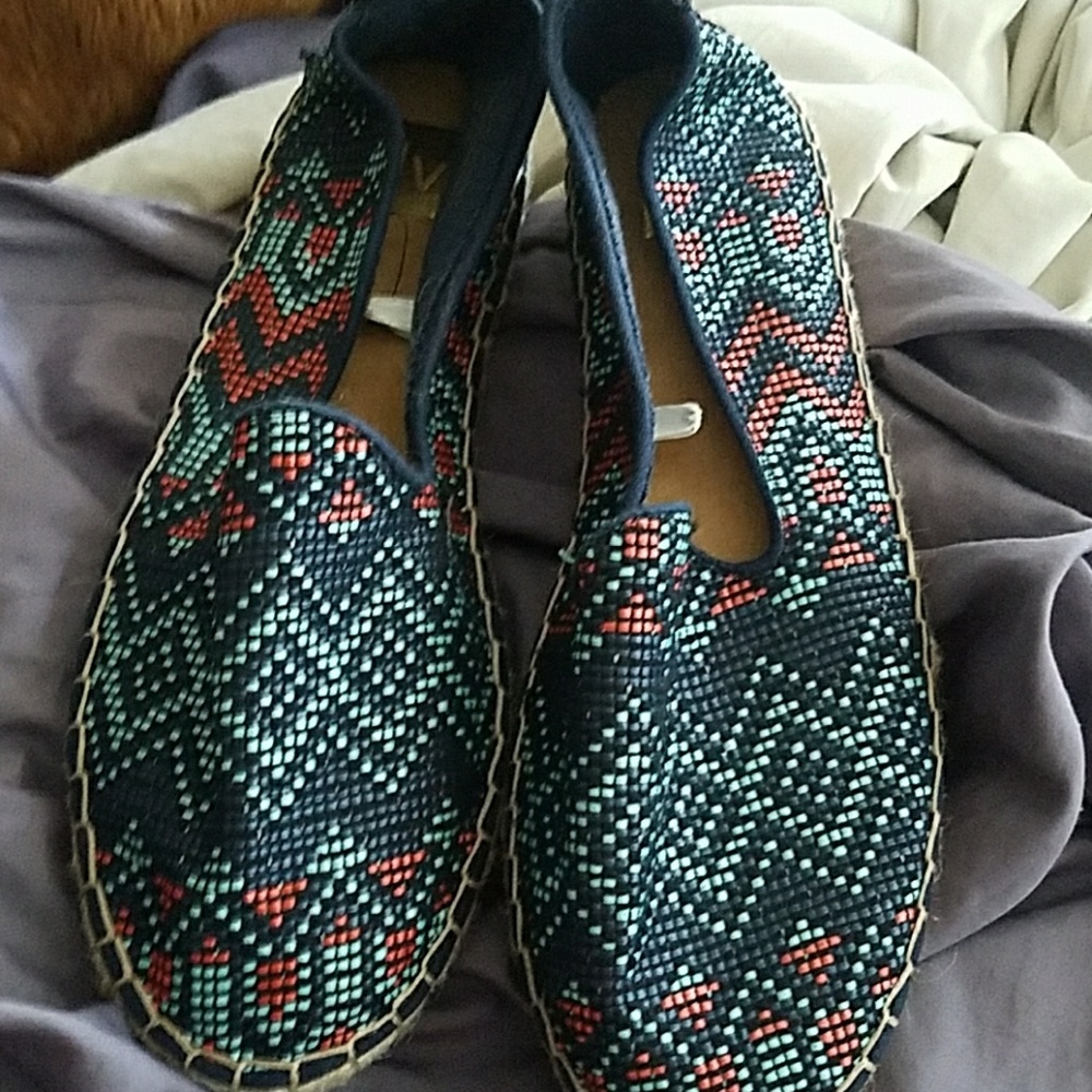 NWOT slip on flats