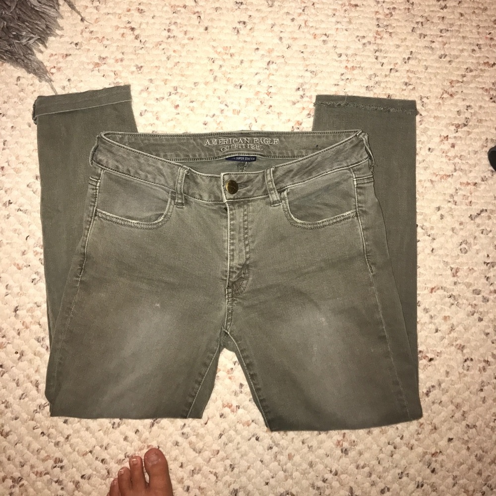american eagle olive jeans
