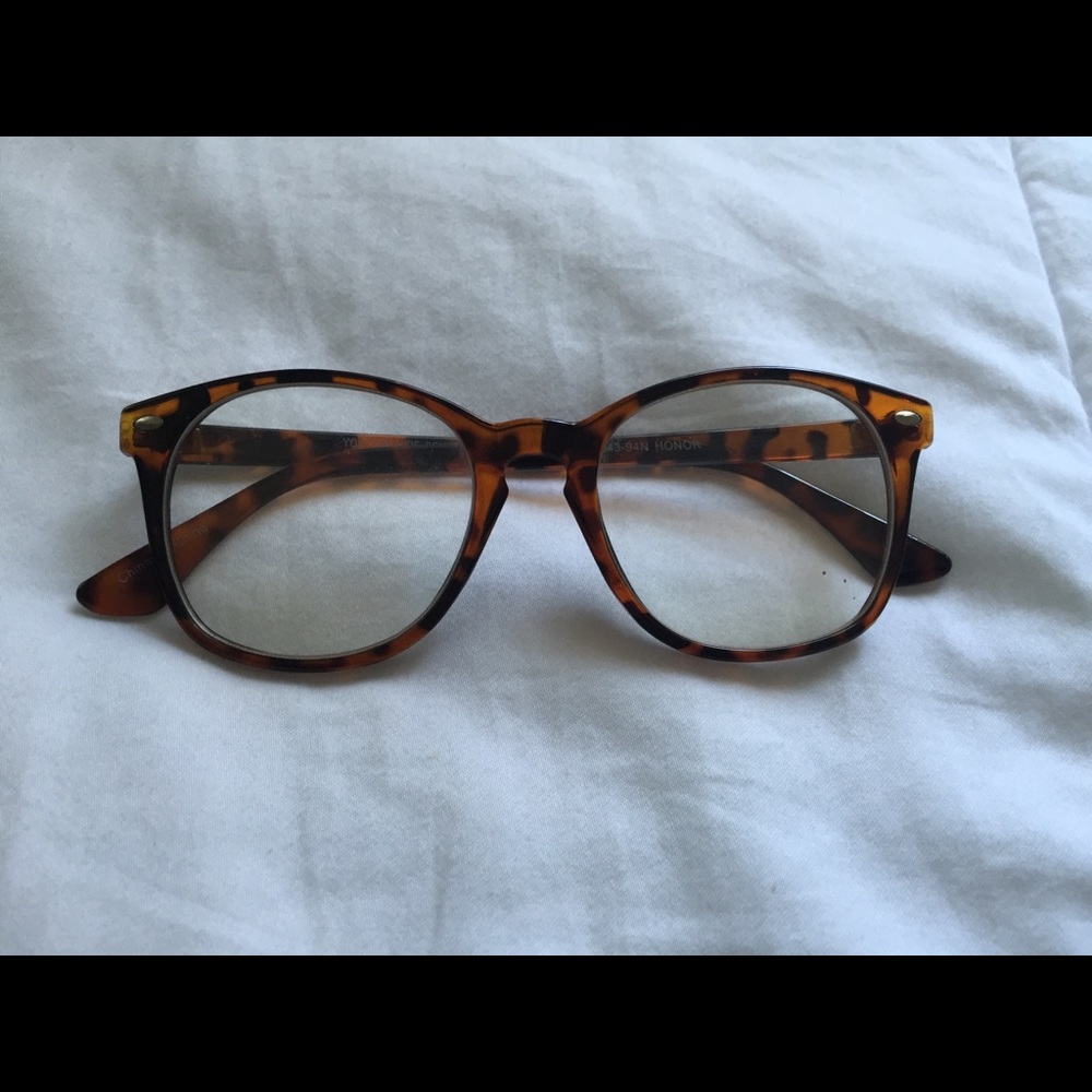 Urban Outfitters Tortoise Shell Fake Glasses