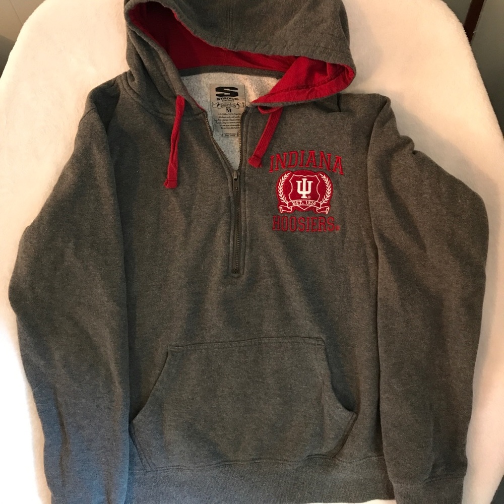2 pieces of Indiana University Gear ‼️