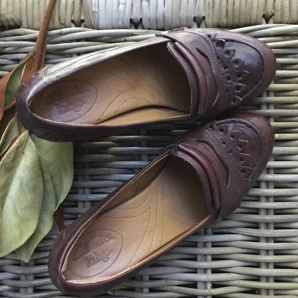 Clarks, burgundy, pumps