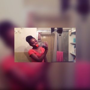 Meet your Posher, Nye