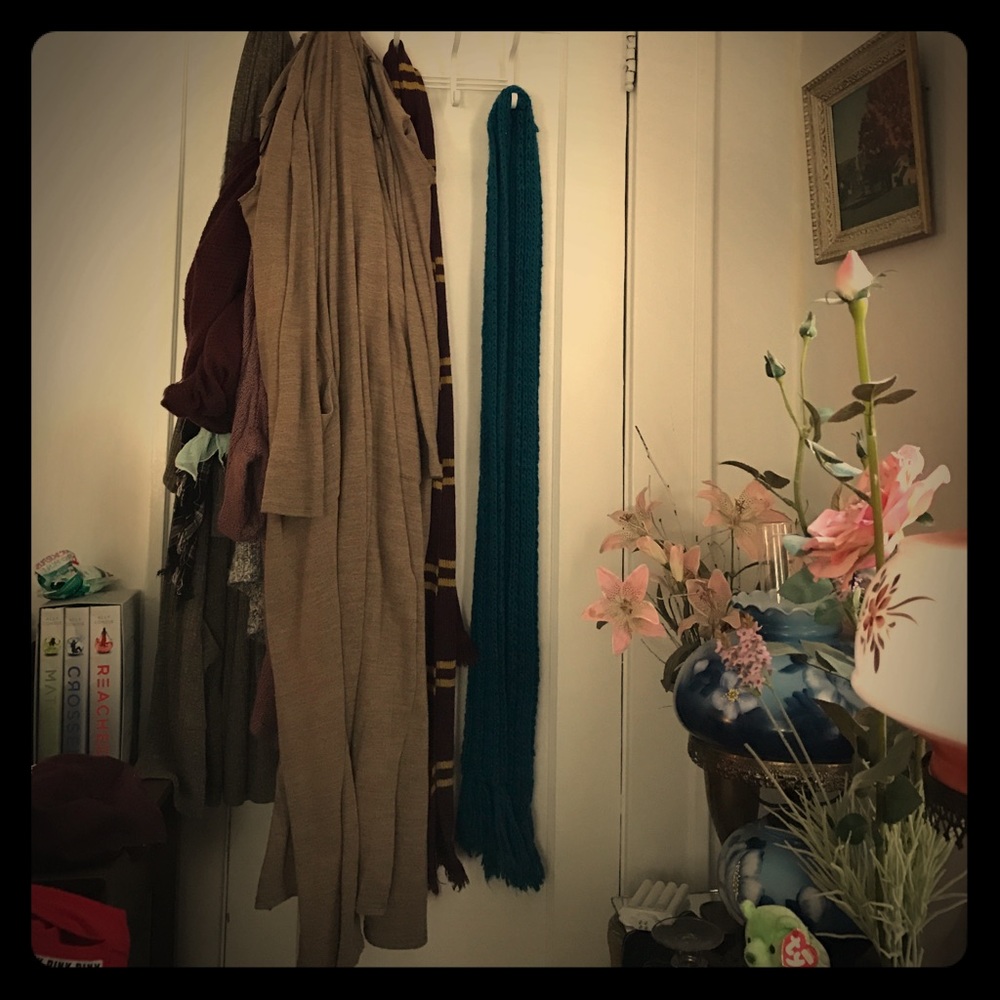 Forever 21. Blue scarf