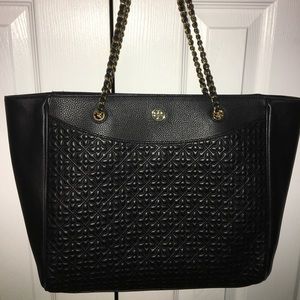 Tory burch handbag in amazing condition