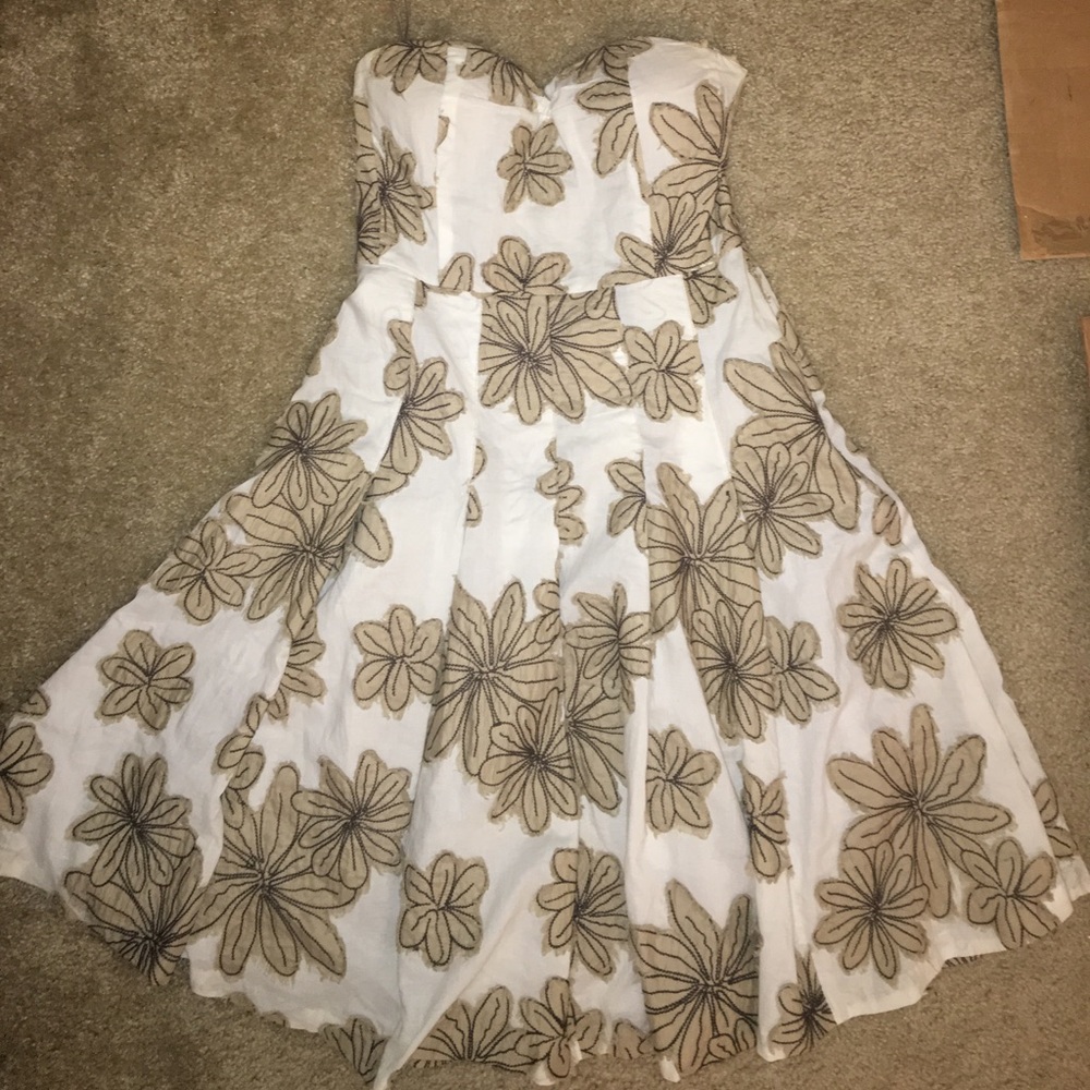 Sweetheart pleated A-line dress