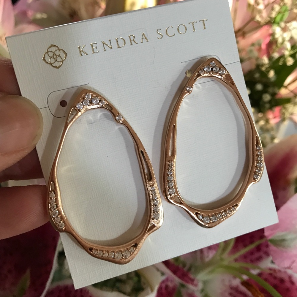 Kendra Scott rose gold hoops - Picture 4 of 7