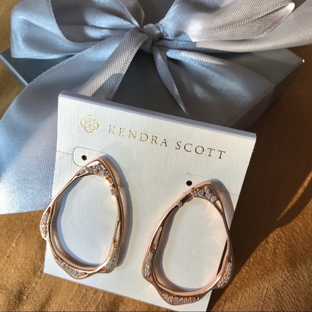 Kendra Scott rose gold hoops - Picture 3 of 7