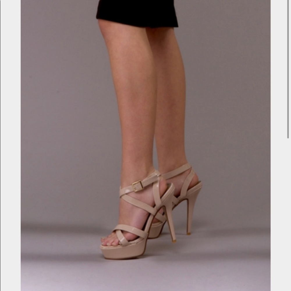 NUDE PLATFORM HEEL- TOUCHUPS