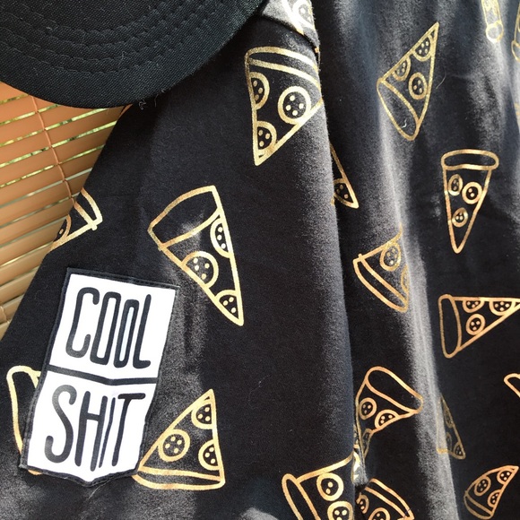 COOL SH!T GOLD FOIL PIZZA OS TEE - Picture 3 of 4