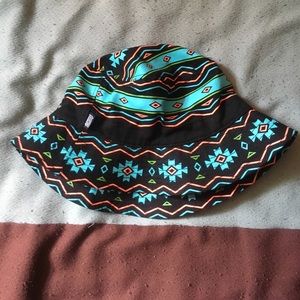 Bucket hat