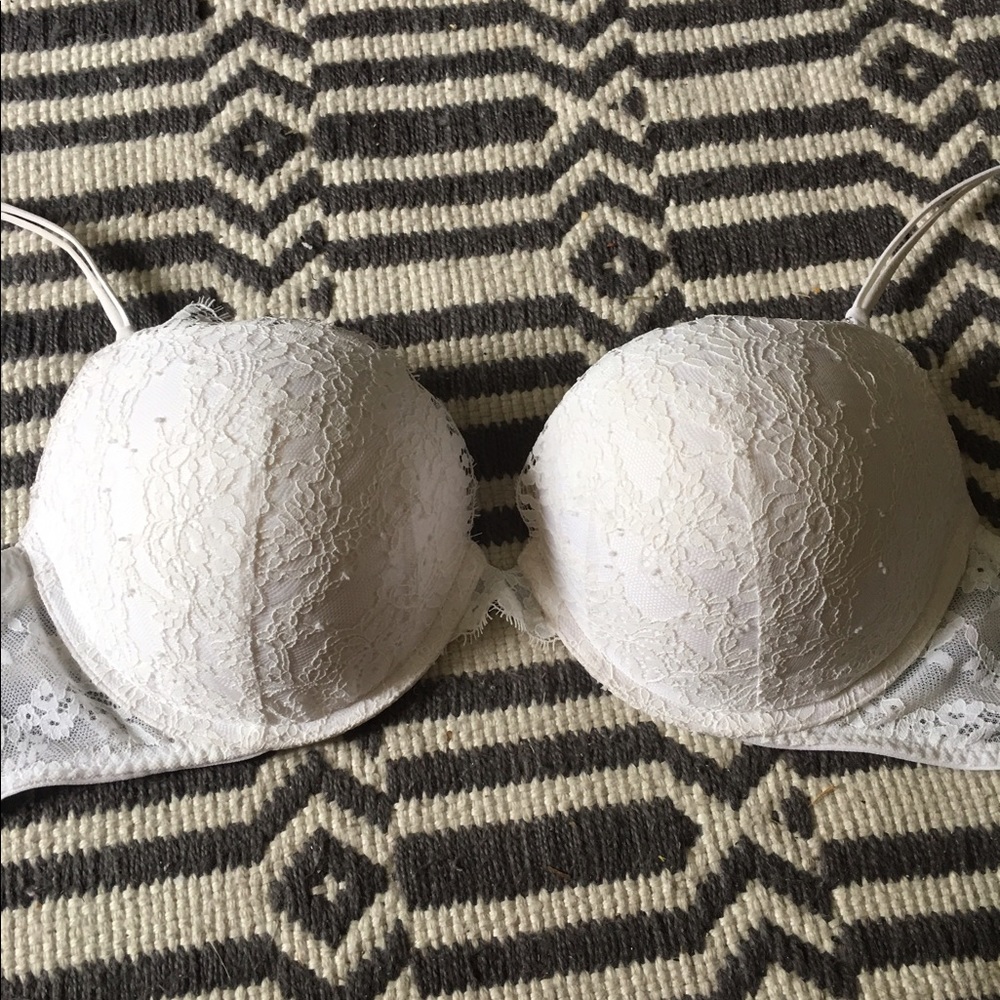 Victoria Secret White Very Sexy Push Up 32 DDD