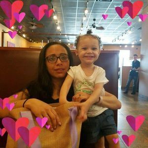 Meet your Posher, Amaris