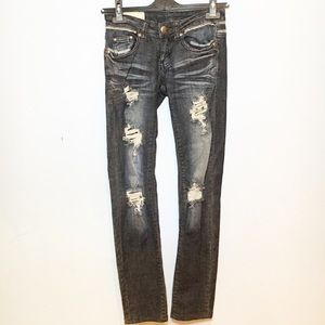🆕 NWOT Machine Distressed Skinny Jeans