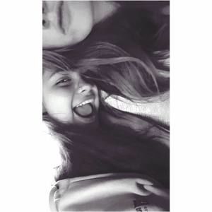 Meet your Posher, Manuela