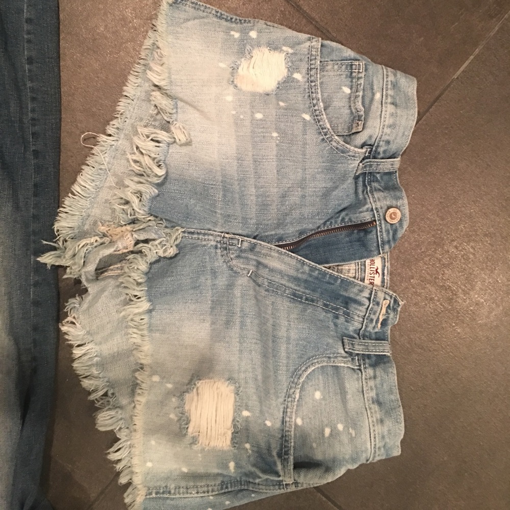 Hollister festival high rise shorts